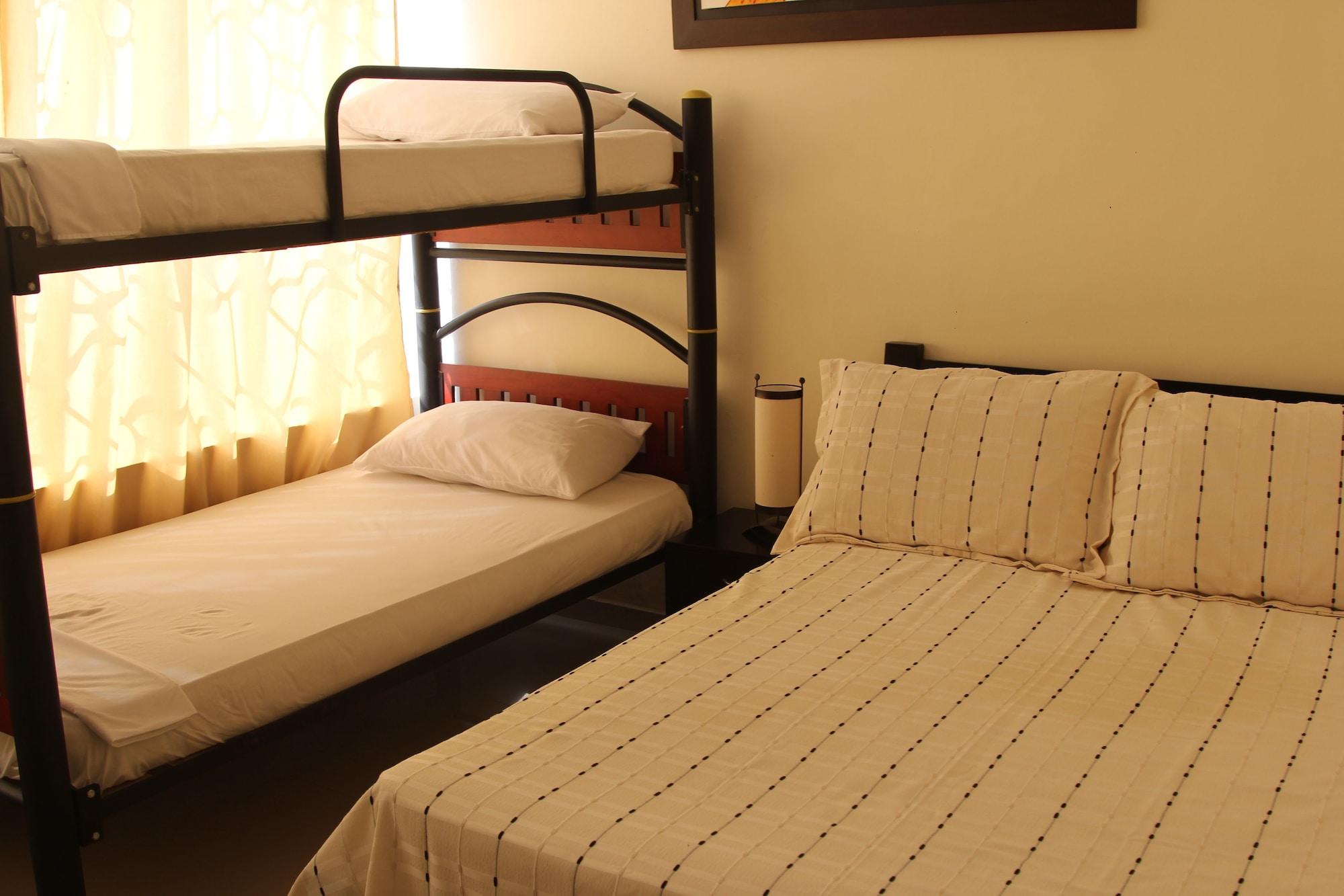 Hotel Marina Suites Cartagena Esterno foto