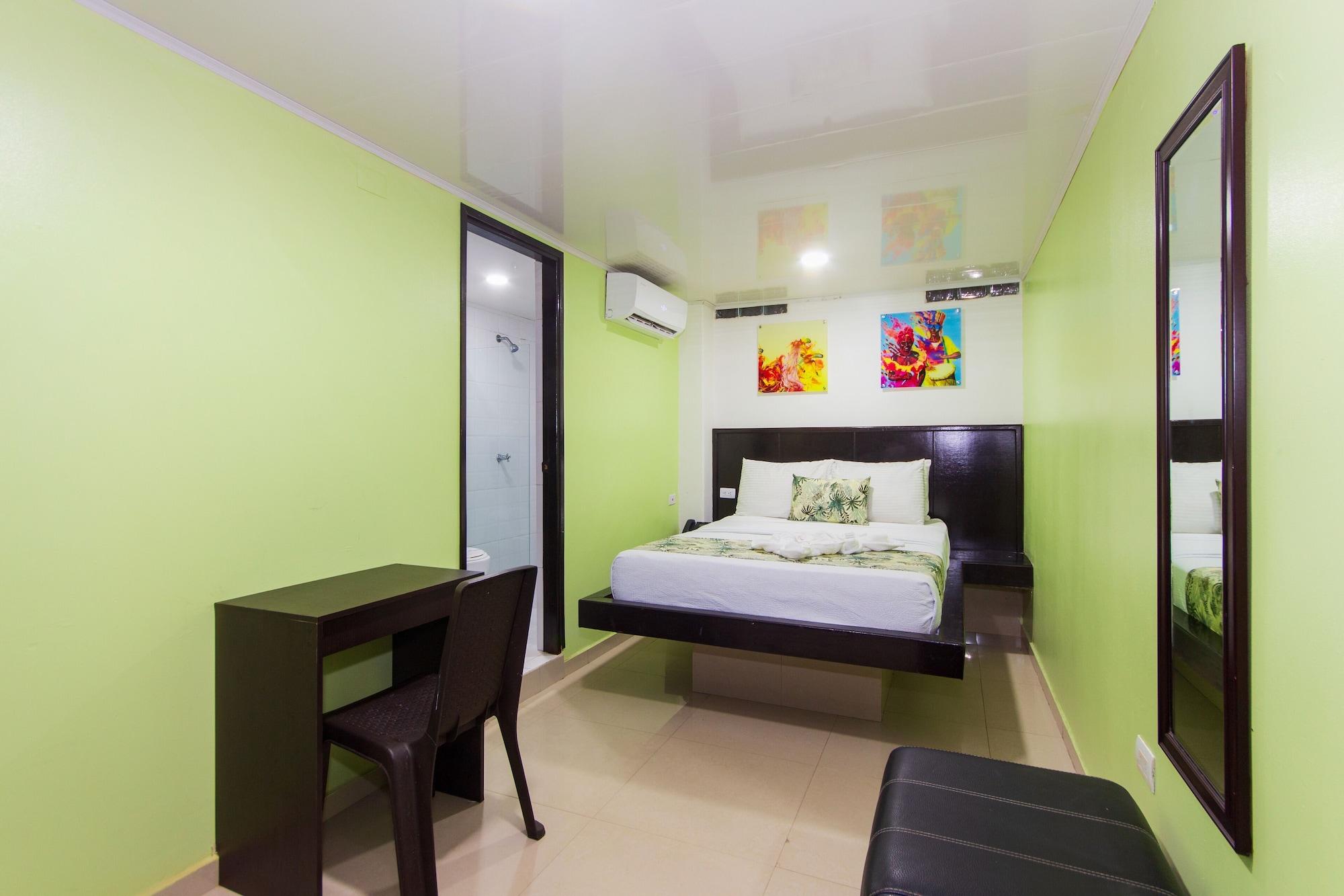 Hotel Marina Suites Cartagena Esterno foto