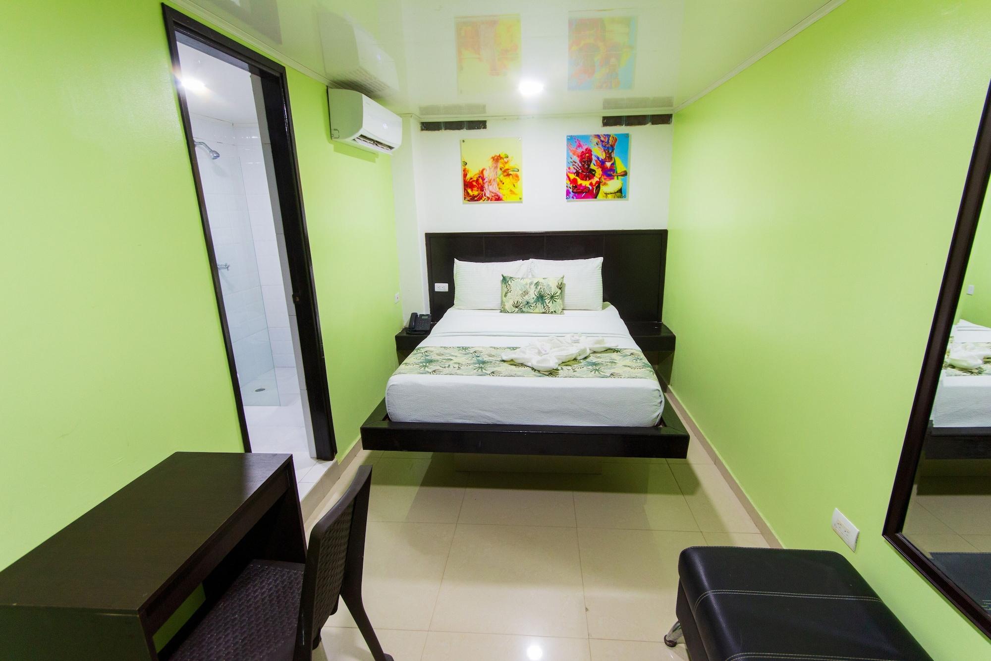 Hotel Marina Suites Cartagena Esterno foto