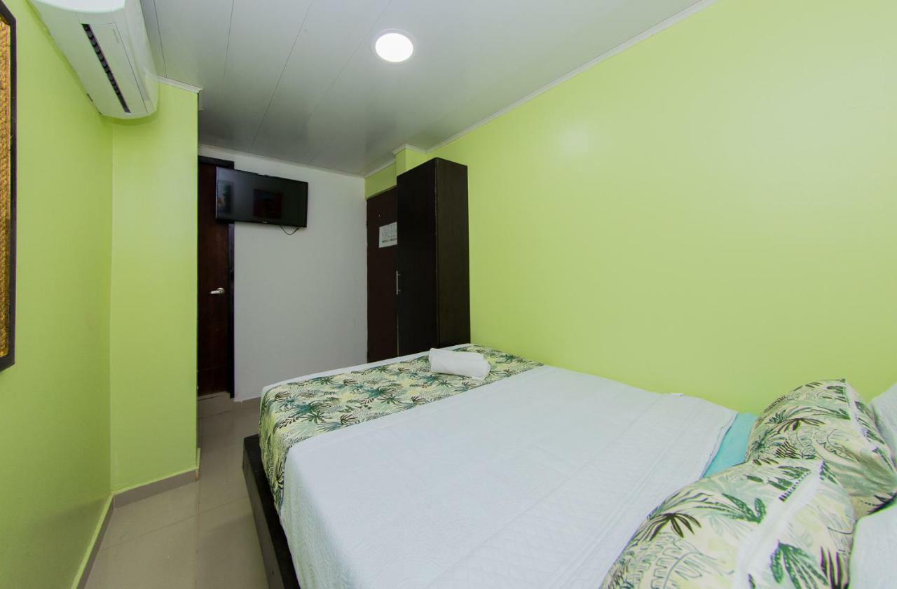 Hotel Marina Suites Cartagena Esterno foto