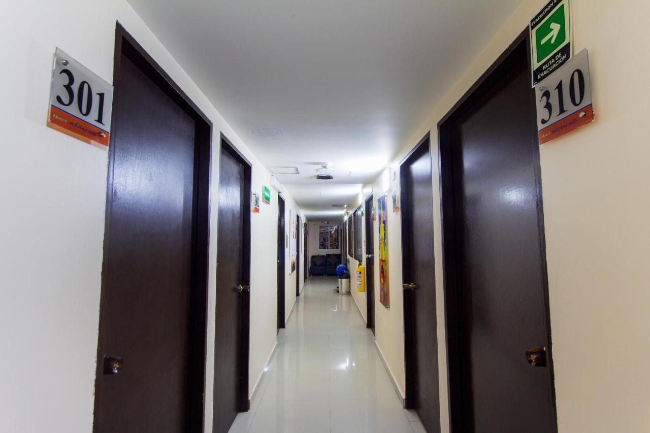 Hotel Marina Suites Cartagena Esterno foto